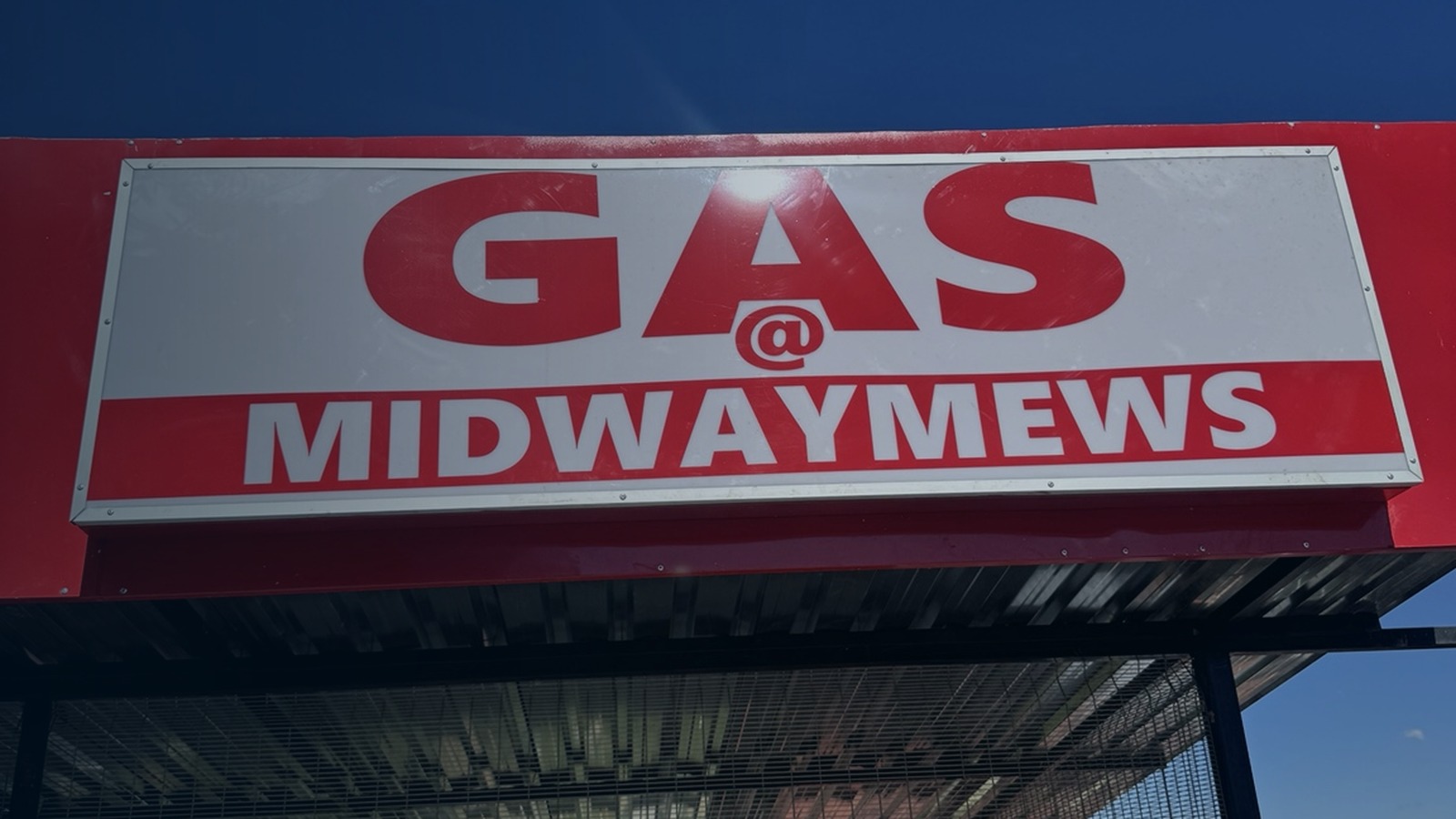 Gas @ Midway Mews shop signage
